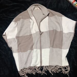 Christian Siriano Soft Beige Knit Poncho